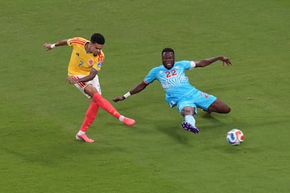Luis Díaz estuvo cerca del gol ante RD Congo en un partido intenso en Guadalajara.