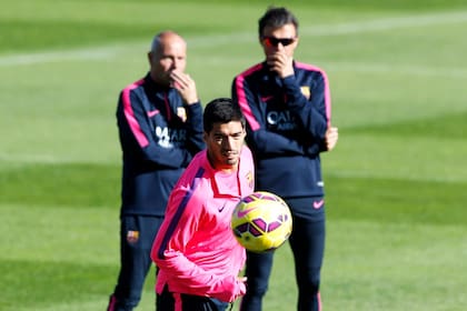 Luis Enrique le dará minutos oficiales a Luis Suárez en el clásico