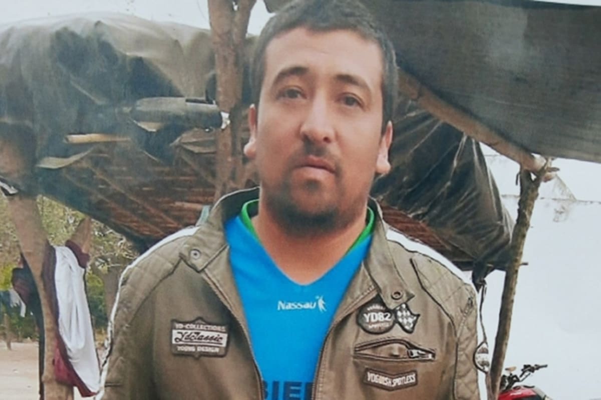 Luis Espinoza, de 31 años y padre de seis hijos, fue asesinado durante un violento operativo policial el viernes 15 de mayo en el sur de Tucumán. Su cuerpo fue encontrado una semana más tarde en el fondo de un acantilado en Catamarca