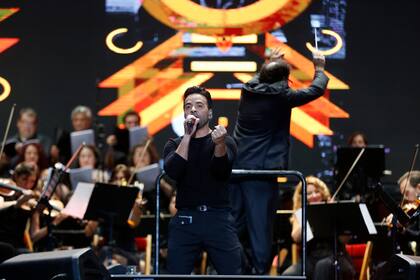 Luis Fonsi hizo bailar a los fanáticos al compás de su música