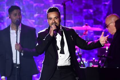 Luis Fonsi interpretó "Despacito" junto a Daddy Yankee.