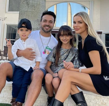 Luis Fonsi y su esposa Águeda tuvieron a su primer hijo en el 2011