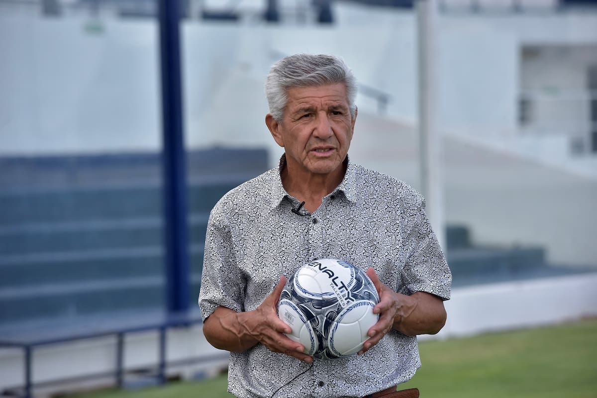 Luis Galván, corazón de Talleres, el futbolista con más partidos en la historia del club frente a un momento trascendente con la T en la cima del campeonato: “Talleres está bien, le tengo mucha confianza”, avisa