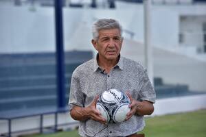 Luis Galván, corazón de Talleres, el futbolista con más partidos en la historia del club frente a un momento trascendente con la T en la cima del campeonato: “Talleres está bien, le tengo mucha confianza”, avisa
