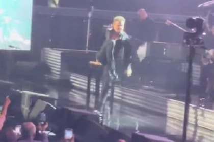 Luis Miguel tuvo un accidente durante uno de sus conciertos en la Ciudad de México
