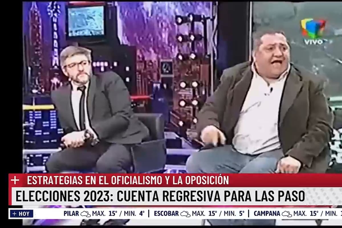 Luis Novaresio y Luis D'Elia en Intratables, cuando el piquetero tuvo un ataque de furia que obligó al periodista a correrse de lugar