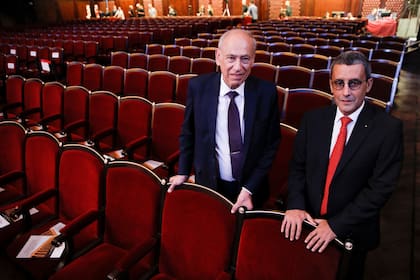 Luis Ovsejevich, presidente de Fundación Konex, y Federico Carenzo, coordinador del proyecto de puesta en valor