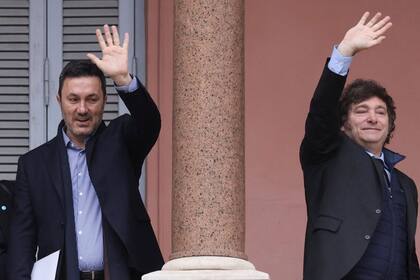 Luis Petri y Javier Milei