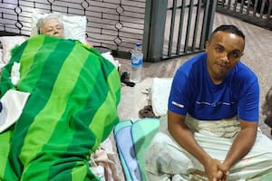 Tiene 79 años, vive en Caracas y perdió todo: el drama de una argentina que sufrió los sismos en Venezuela