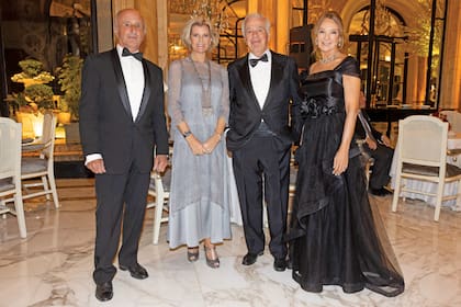 Luis Ribaya, María Eugenia González Estrada, Marcelo Devoto (miembro del Consejo de administración de Fundaleu) y Dolores Cáceres