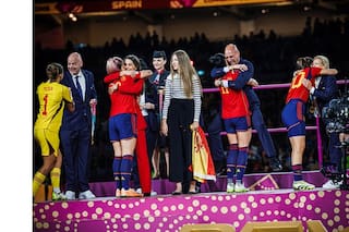 El fútbol español está sumido en el caos. El equipo femenino de Estados Unidos merece algo de crédito