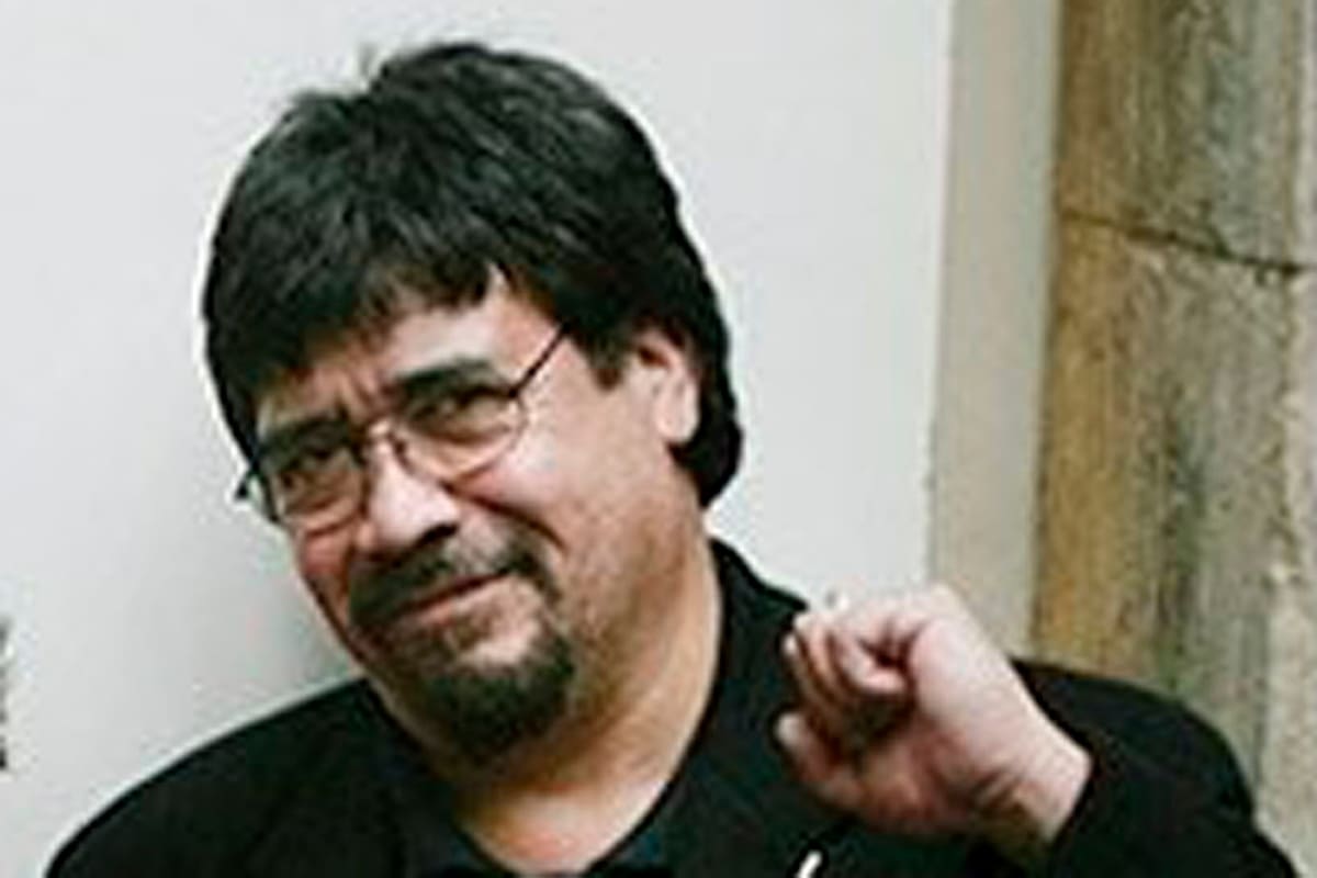 Luis Sepúlveda se contagió días atrás en Portugal