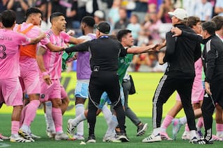 Luis Suárez, suspendido seis partidos de Leagues Cup con el Inter Miami por escupitajo