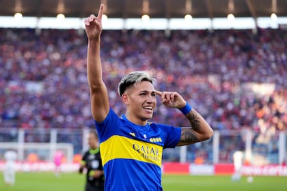 Luis Vázquez le ganó la pulseada al uruguayo Miguel Merentiel y sería titular ante Racing