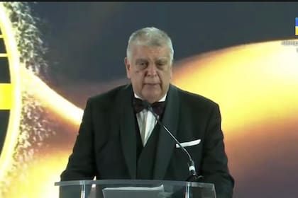 Luis Ventura en la entrega de los Premios Martín Fierro Latinos 2025