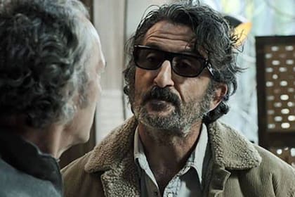 Luis Zahera es Ezequiel, policía corrupto y amo y señor del barrio de Entrevías