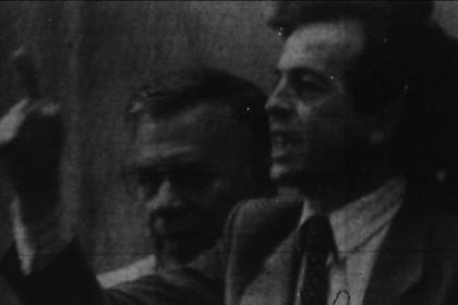 Luis Zamora le expresa su disgusto a George Bush que visitó el Congreso de la Nación Argentina el 5 de diciembre de 1990
