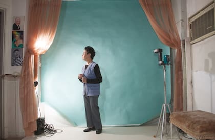 Luisa Escarria, en su estudio. Hija de fotógrafos, nació en Colombia, en 1929
