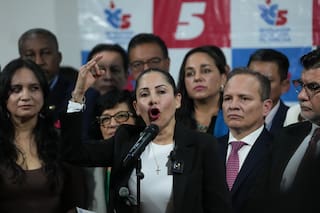 Ordenan prisión preventiva para la excandidata correísta de Ecuador por presunto lavado de activos