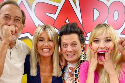 Luisana Lopilato y Florencia Peña buscan que Guillermo Francella se abra una cuenta en Instagram