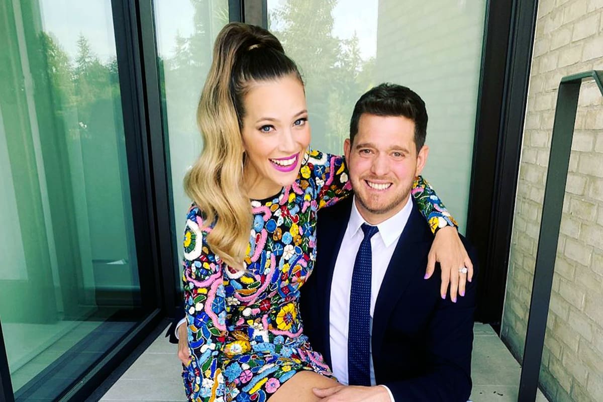 Luisana Lopilato y Michael Bublé lookeados para la avant premiere de "La Corazaonada", el film que se estrenó en Netflix