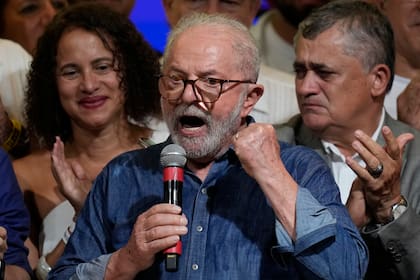 Luiz Inácio Lula da Silva habla a sus simpatizantes tras conocer el resultado que lo dan como ganador en la segunda vuelta de las elecciones presidenciales, São Paulo, Brasil 30 Octubre 2022
