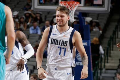 Luka Doncic ya siente la adrenalina de la NBA y lo vive con felicidad y entusiasmo