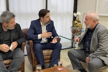 Lula Da Silva con Nicolás Trotta y Víctor Santa María, los impulsores de su visita a Buenos Aires