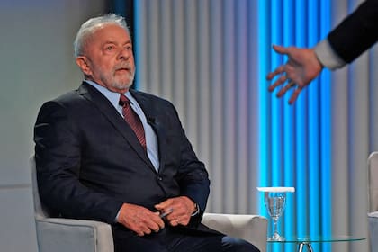 Luiz Inacio Lula da Silva se prepara para el último debate antes de las elecciones del 2 de octubre