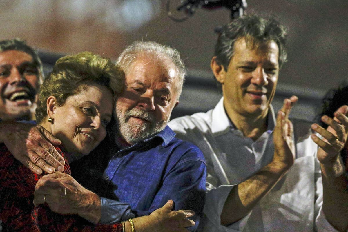 Lula, junto a Dilma Rousseff y Fernando Haddad, en la avenida Paulista