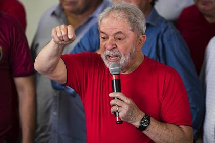Lula podría pasar nueve años y medio en prisión; a la vez, se caería su candidatura presidencial