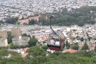 Los lugares del mundo que le encontraron la vuelta para que la gente se mueva por el aire en la ciudad