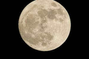 Luna llena en marzo; Pedro Lastra @peterlaster