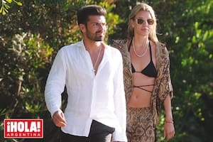 Lunes 19, cuatro de la tarde. La pareja sale de La Susana, después de un almuerzo relajado.