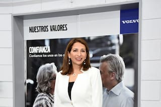 Las dos mujeres que manejan automotrices en el país: quienes son y cómo llegaron