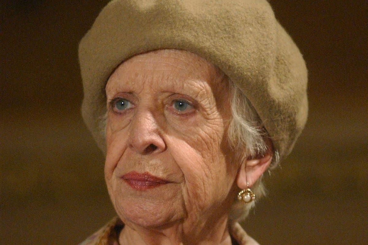 Lydia Lamaison fue una actriz incansable, que hasta sus últimos años se mantuvo activa. Murió a los 97 años