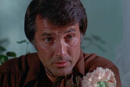 Lyle Wagoner en Love me Deadly