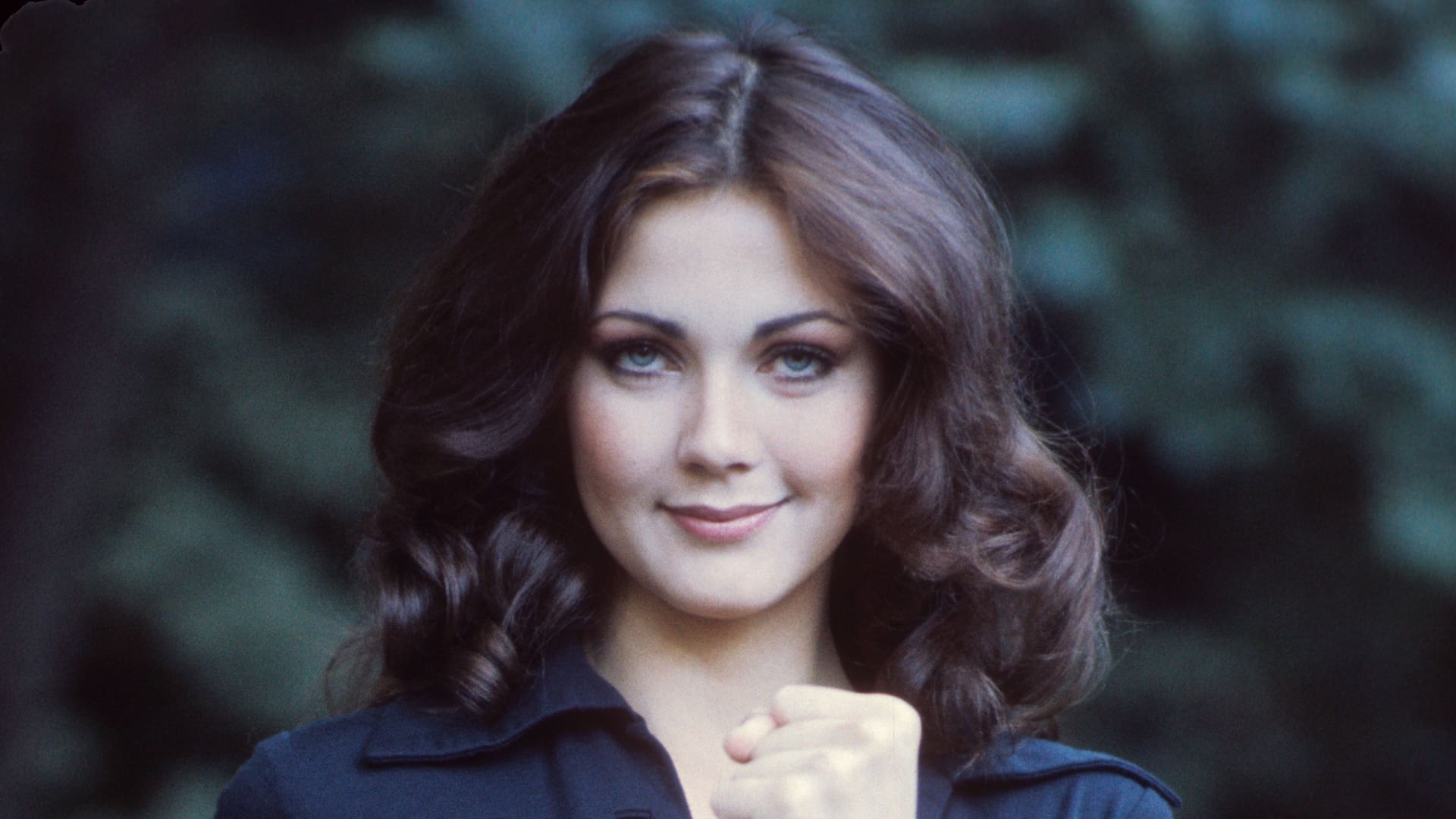 Lynda Carter en serie Wonder Woman