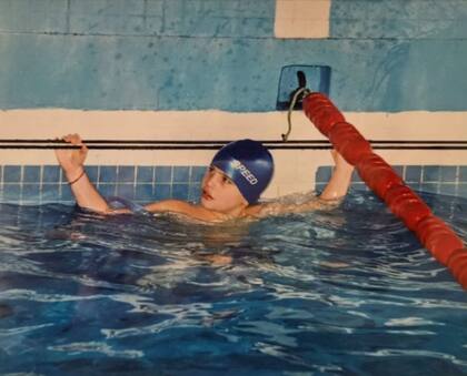 M. Díaz Hernandez de niño mientras entrenaba en el Club Hispano Americano de Río Gallegos.