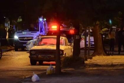 Macabro hallazgo en La Plata: jubilado muerto en su vivienda.