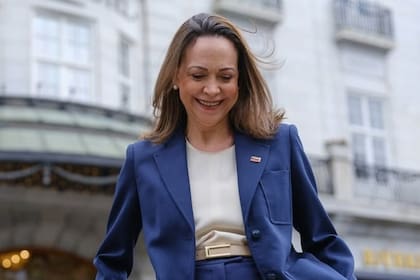 Machado considera prioritario acompañar a la población y fortalecer la organización ciudadana