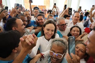 María Corina Machado regresó a Venezuela tras casi un año afuera del país