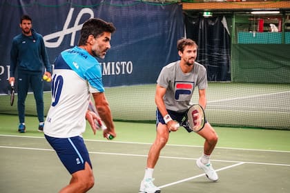 Machi González junto a Andrés Molteni entrenándose en Finlandia