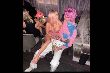 Machine Gun Kelly compartió algunos momentos en Instagram
