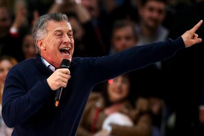 Macri aseguró que el domingo se define si se sigue "para el futuro" o se vuelve "al pasado"