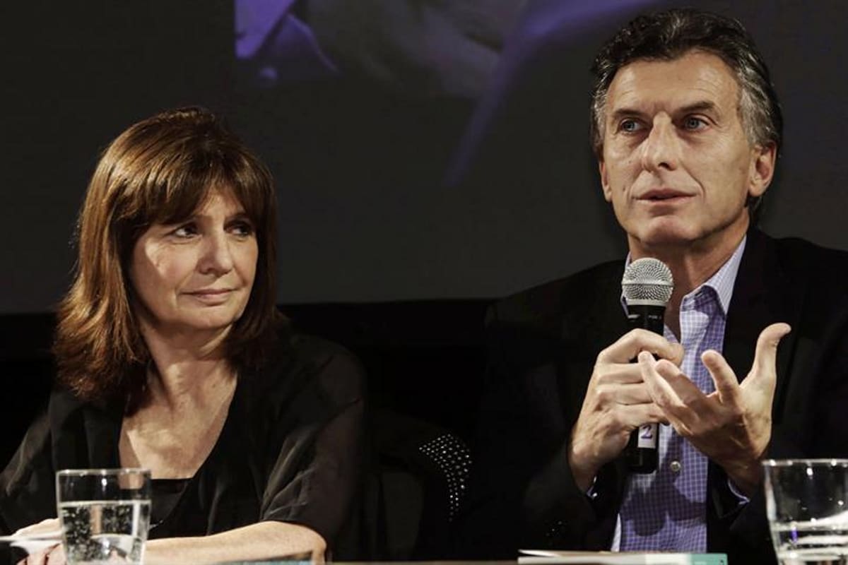 Macri autorizó a Bullrich a elevar el pago para aquellos que aporten datos precisos para dar con los fondos; recibirán el 10% del valor de lo recobrado; en 12 días hubo más de 1300 llamadas