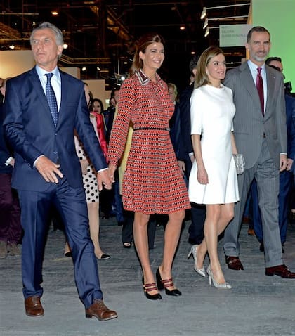 Macri, Awada y los reyes, por las galerías en ARCO
