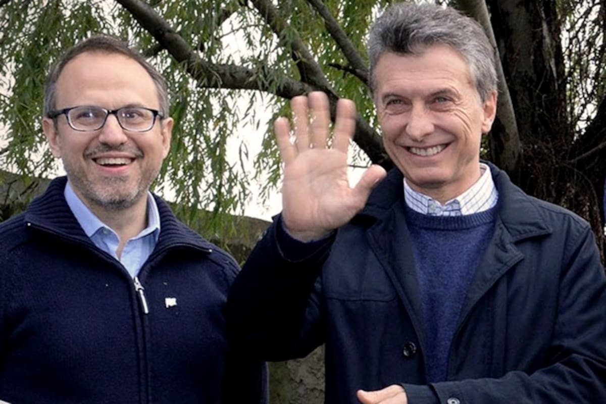 Macri ayer en Tres de Febrero, junto a Valenzuela y Vidal; esta semana es clave para recomponer su armado