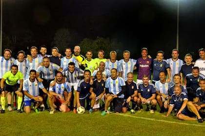 Macri con es jugadores de River, Boca y buena parte del gabinete