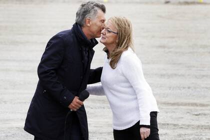 Macri llegó por primera vez a Santa Cruz durante su presidencia y fue recibido por la gobernadora Alicia Kirchner